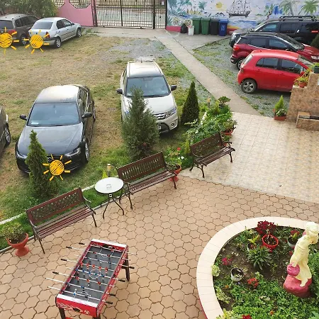 Πανσιόν La Fery Din