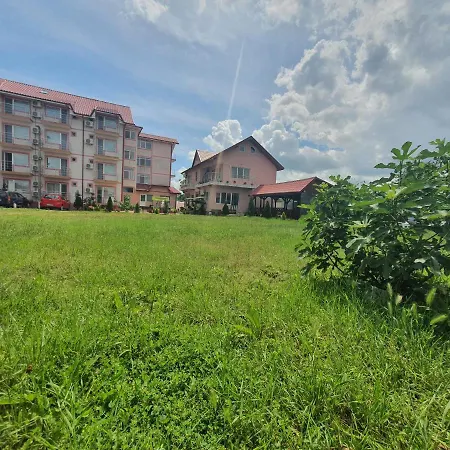 La Fery Din Πανσιόν 3*