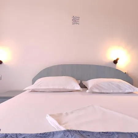 Guest house La Fery Din