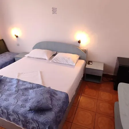 Guest house La Fery Din