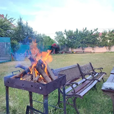 Vendégház La Fery Din