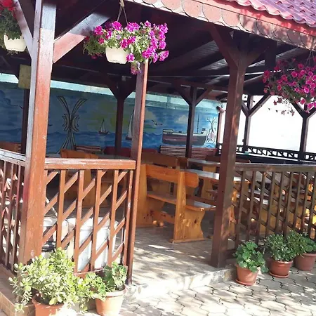 La Fery Din Πανσιόν Costinești