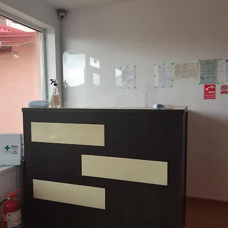 Πανσιόν La Fery Din 3*