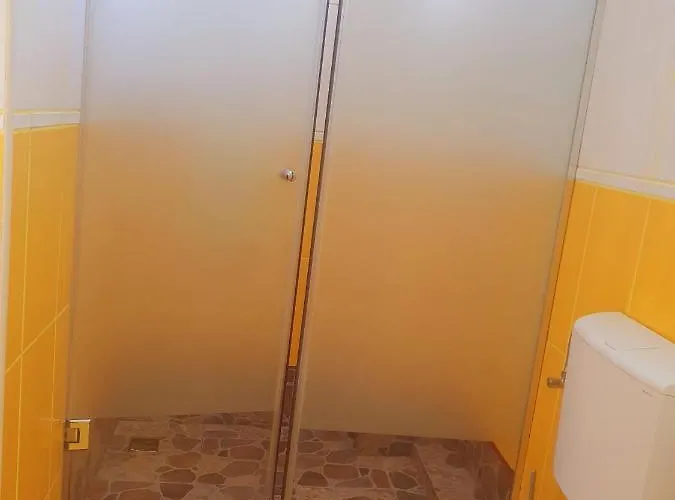 La Fery Din Konukevi