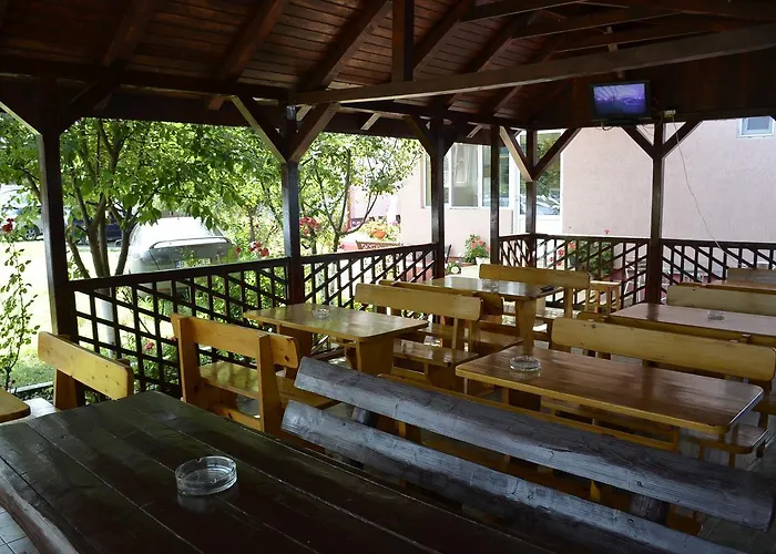 Konukevi La Fery Din